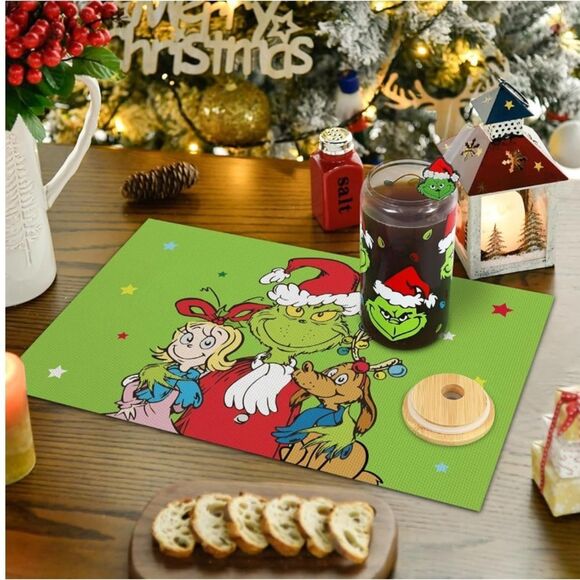 Set of 6 Grinch Cindy Lou and Max Christmas Table Placemats - Picture 2 of 5